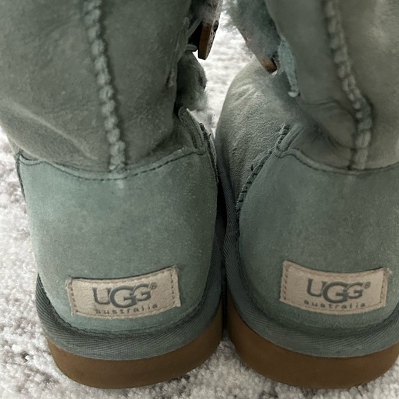 UGG Bailey Button Triplet ll Boot Blue - Picture 3 of 8